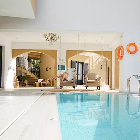 Nami Hotel & Suites สตาลีดา ภายนอก รูปภาพ